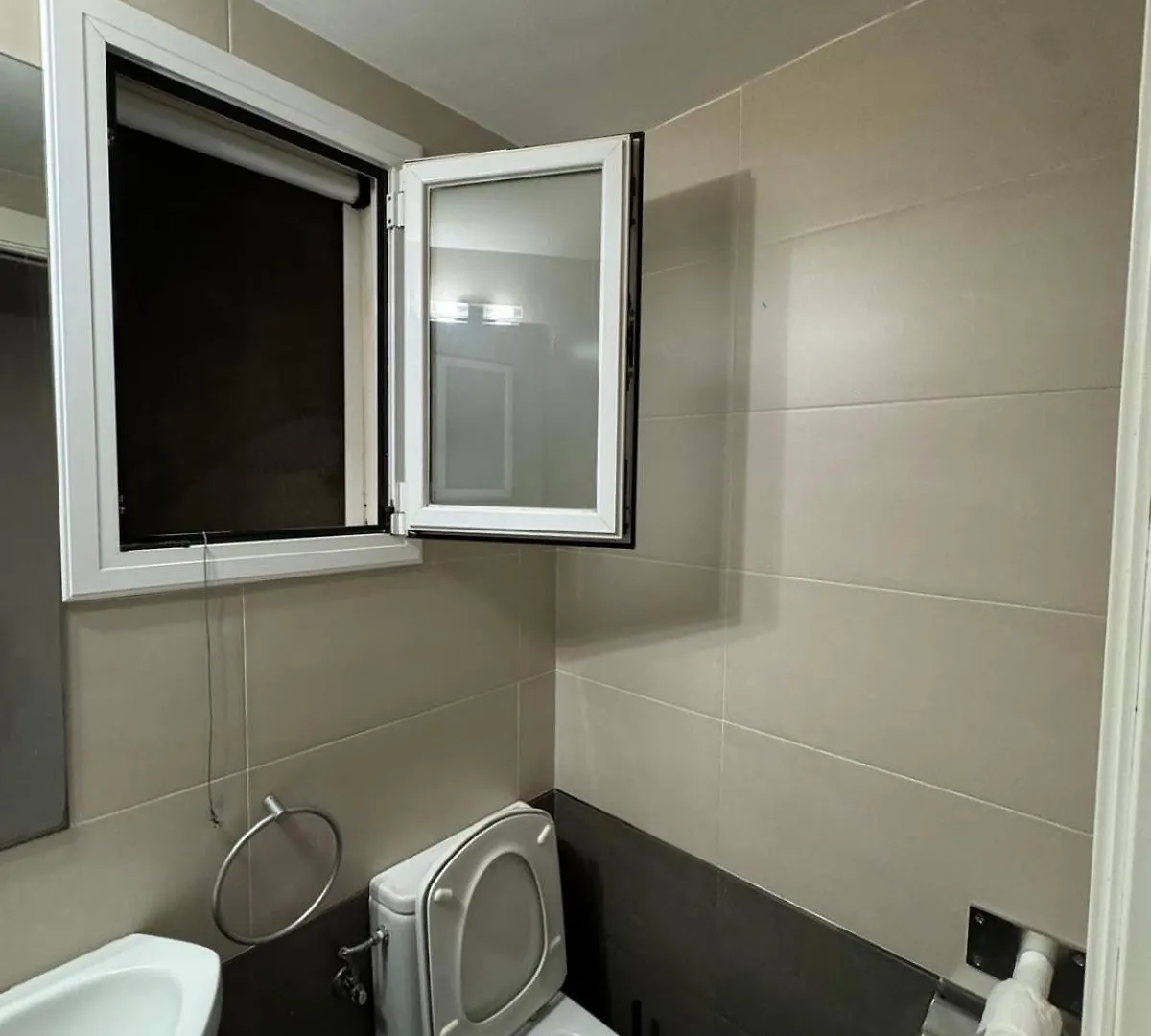 Rooms In A Charming Apartment In The Central Area Barcelona