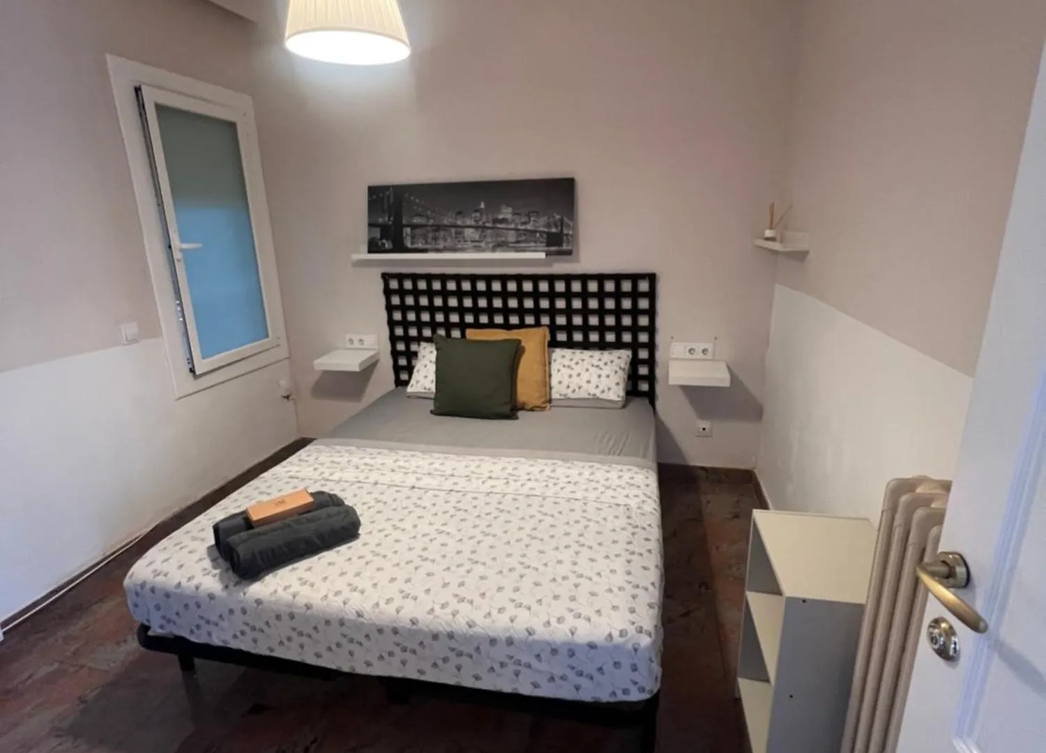 Rooms In A Charming Apartment In The Central Area Barcelona